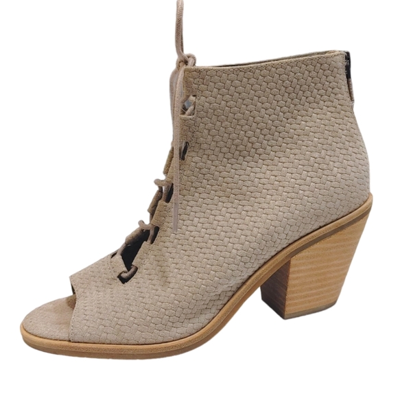 Eileen Fisher Slew Basket Weave Suede Lace Up Ankle Booties Women's Size 7 - Picture 1 of 9